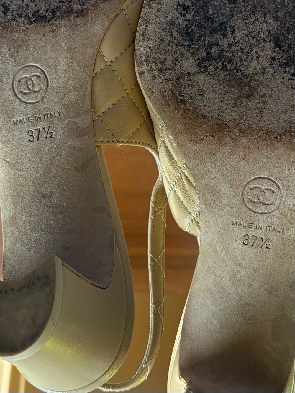 CHANEL Tan Quilted Slingback Mules with Black Pointed Toe & Gold CC - Picture 5 of 5